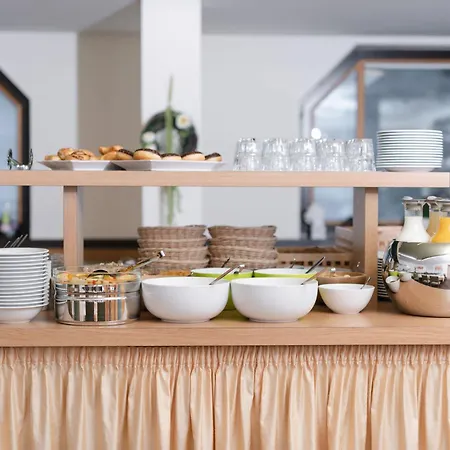 Hotel Garni Maria Theresia Sölden