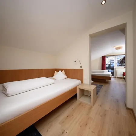 Garni Maria Theresia - Official Oetztal Summer Card Partner Hotel 3*