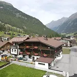 Garni Maria Theresia 3* Sölden