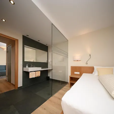 Ξενοδοχείο Garni Maria Theresia Ζόλντεν