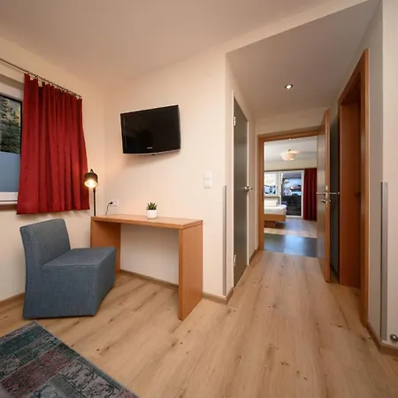 Hotell Garni Maria Theresia - Official Oetztal Summer Card Partner 3*